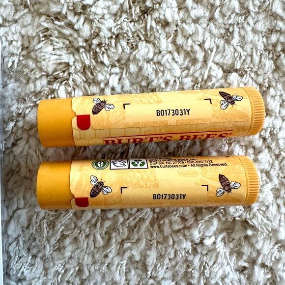 Lip Balm Bundle of 3 Palmer's Burt's Bees - Picture 2 of 3